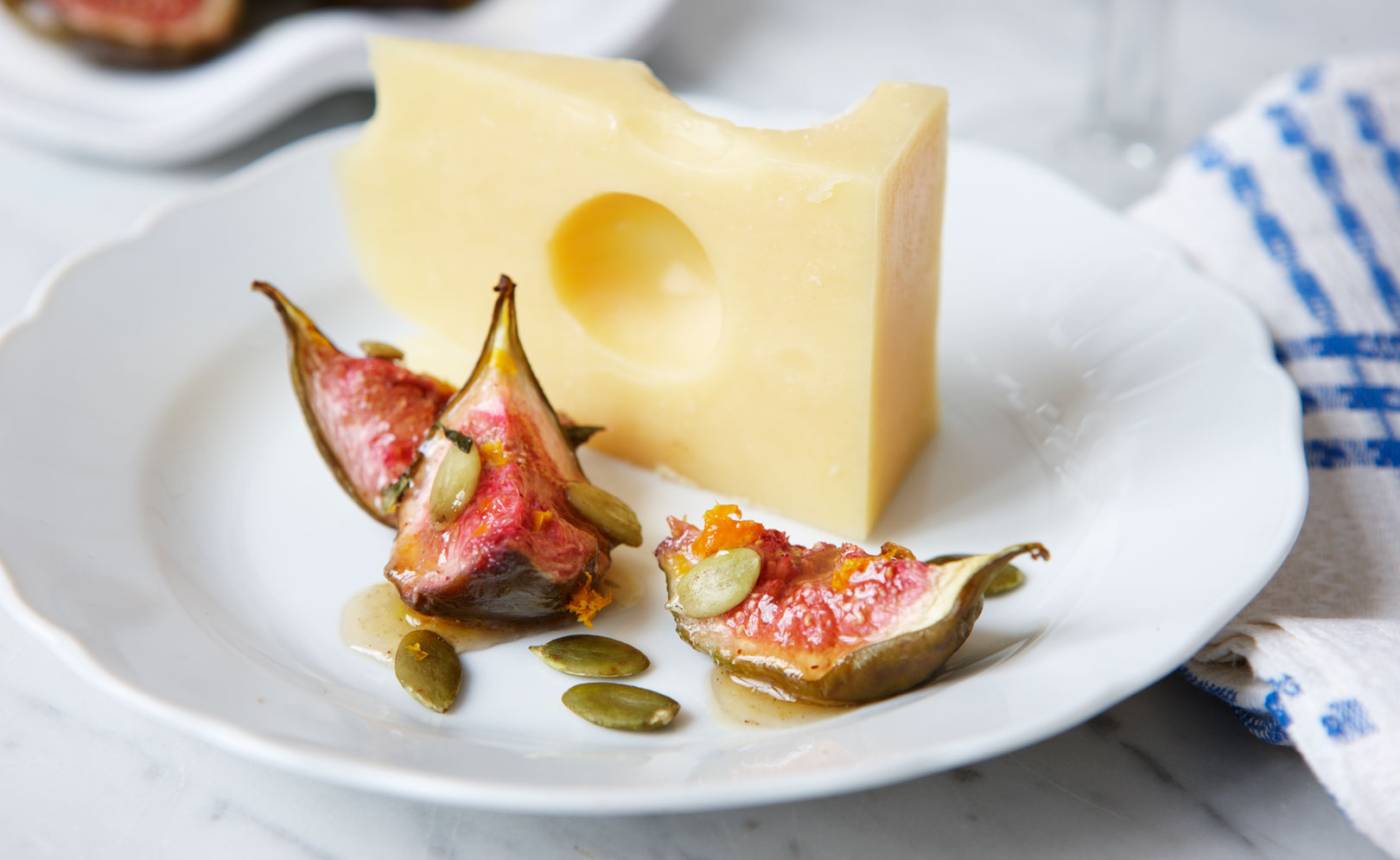 Ugnsbakade fikon med kryddhonung