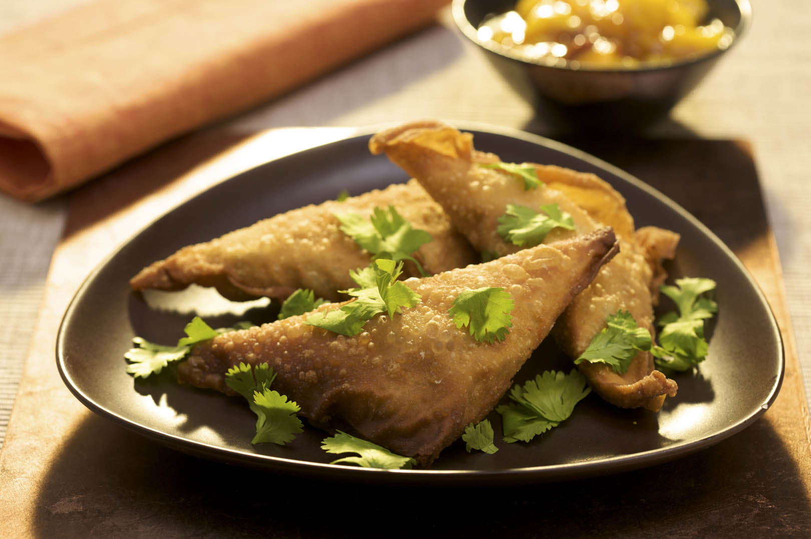 Samosas med grönsaker och blåmögelost