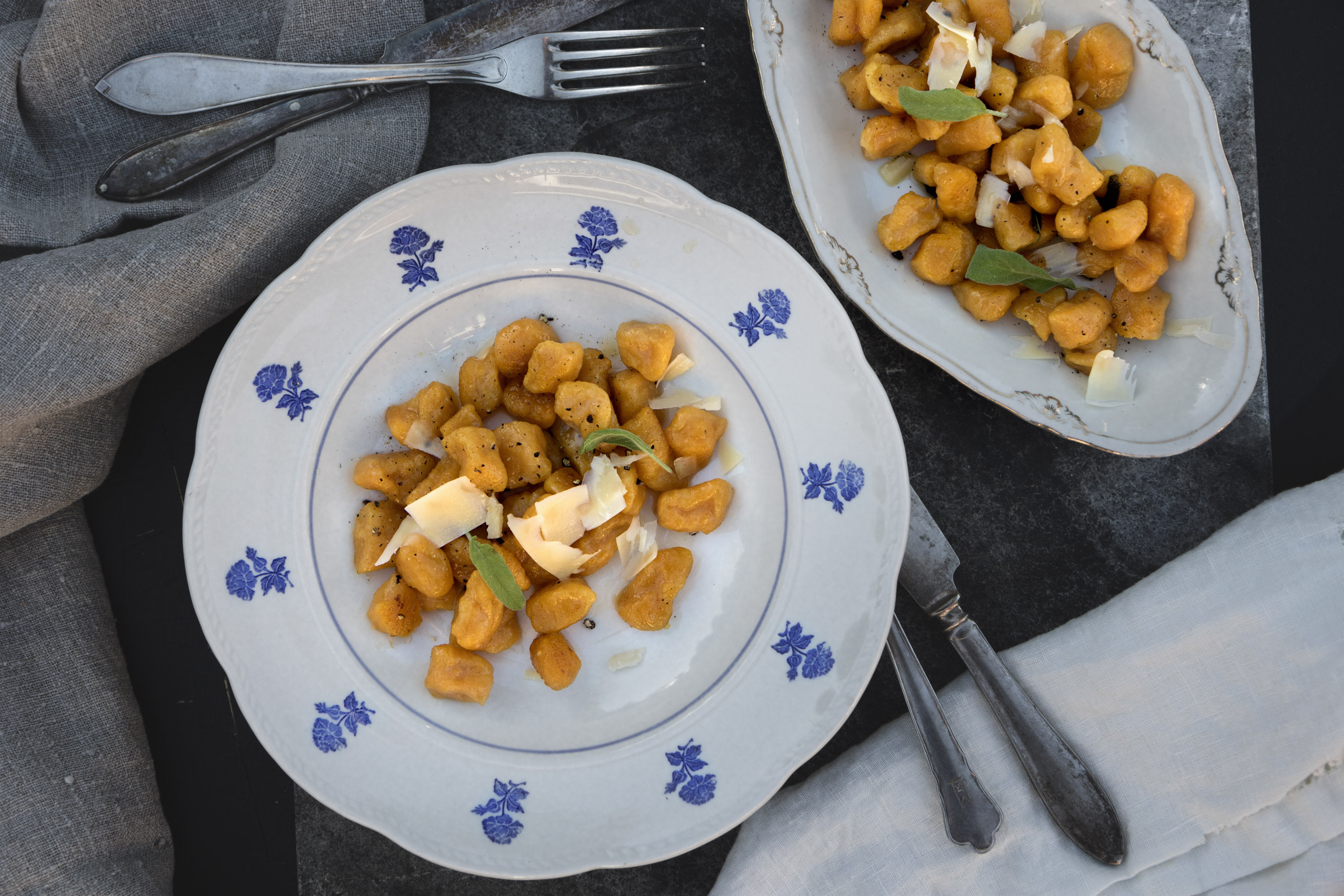 Pumpagnocchi med gruyère och salviasmör