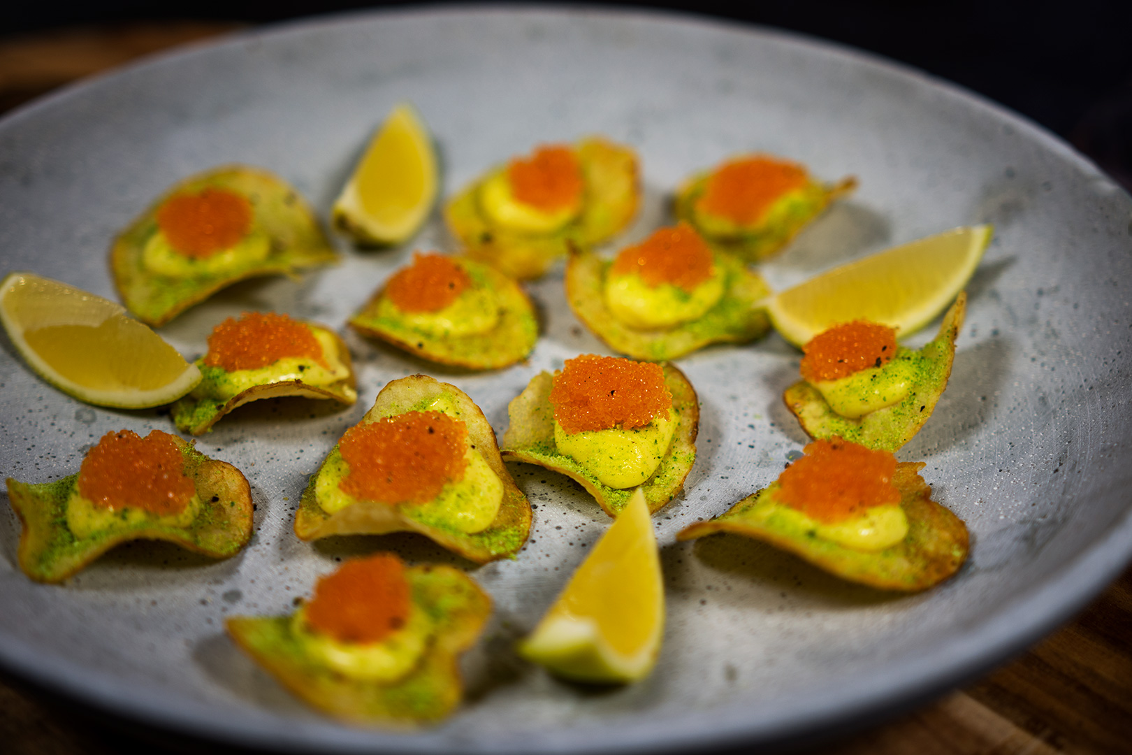 Sveciacrème, potatischips, löjrom och torkad purjolök (Årets Kock)